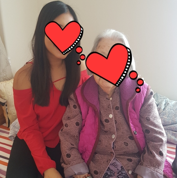 GUESS Red off the shoulder long sleeve - Picture 4 of 4